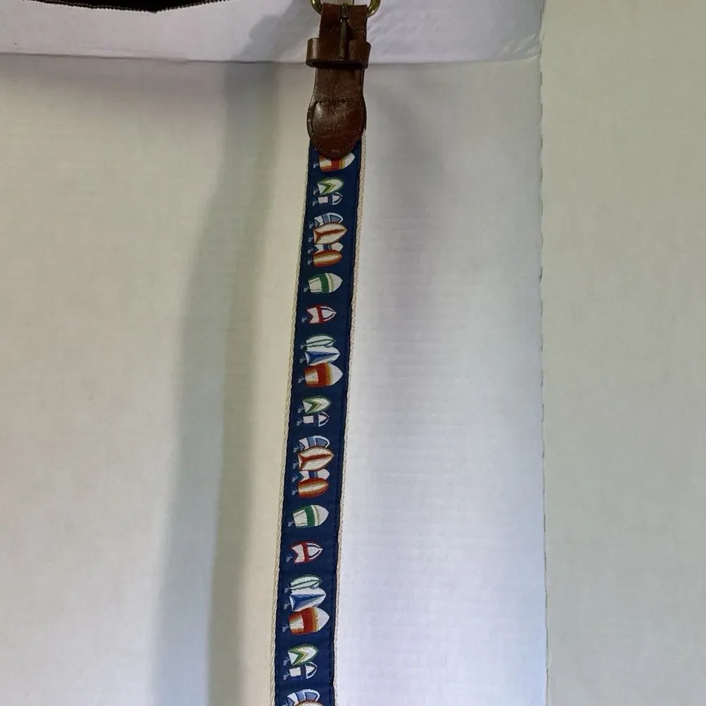 LEATHER MAN LTD Essex CT Belt MADE IN USA Colorful Boat Sails sz 26